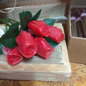 Rosas de jabón personalizables para una boda romántica y especial.