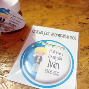 Chapas, espejos imanes y llaveros para comunión